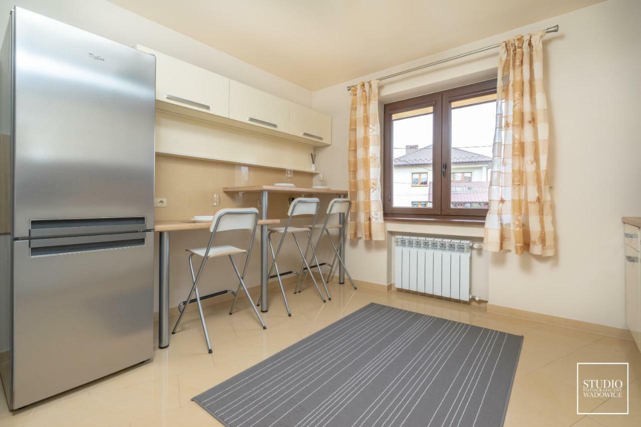 Viktoria Wadowice Apartment Bagian luar foto